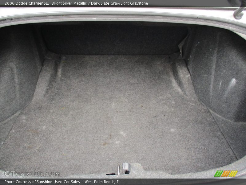 Bright Silver Metallic / Dark Slate Gray/Light Graystone 2006 Dodge Charger SE