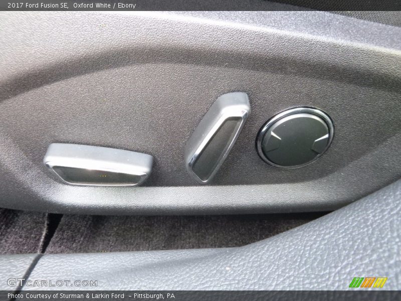 Oxford White / Ebony 2017 Ford Fusion SE