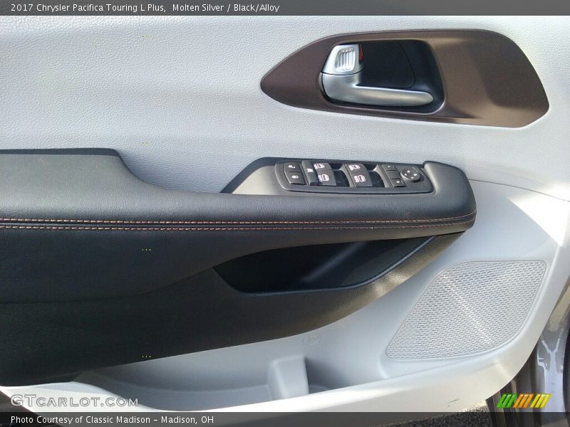 Molten Silver / Black/Alloy 2017 Chrysler Pacifica Touring L Plus
