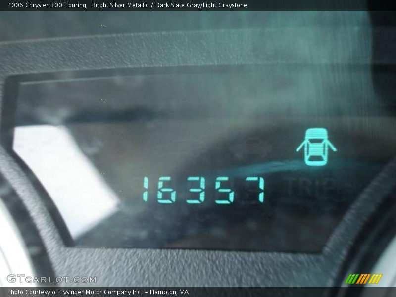 Bright Silver Metallic / Dark Slate Gray/Light Graystone 2006 Chrysler 300 Touring