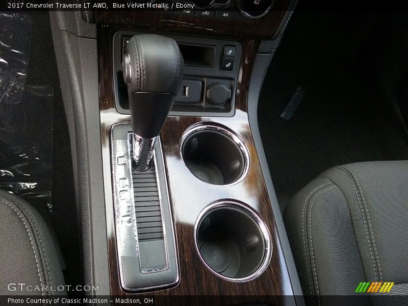 Blue Velvet Metallic / Ebony 2017 Chevrolet Traverse LT AWD