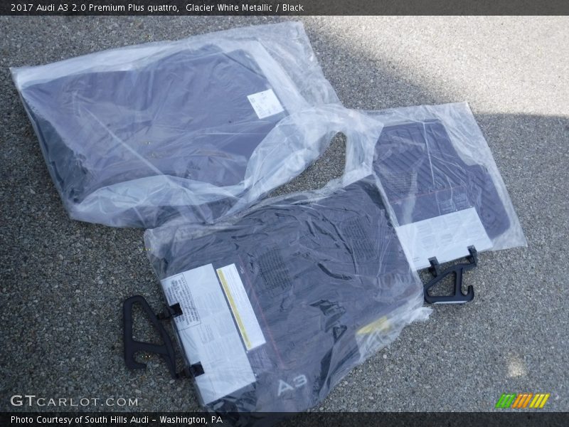 Glacier White Metallic / Black 2017 Audi A3 2.0 Premium Plus quattro