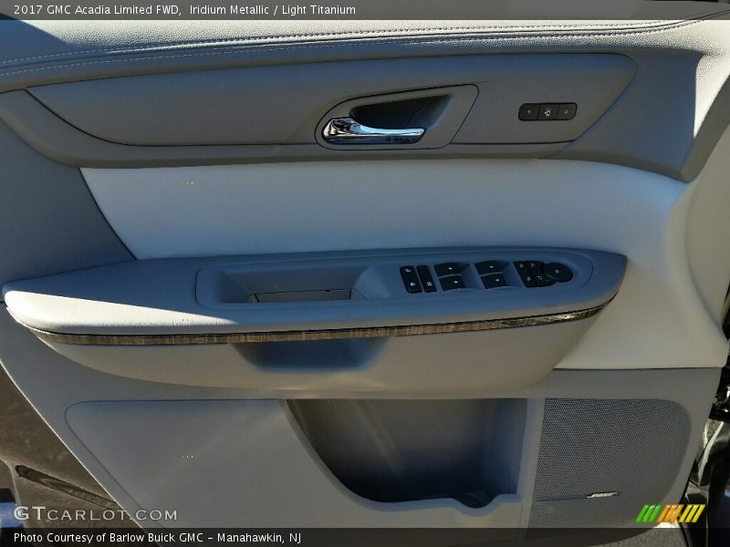 Iridium Metallic / Light Titanium 2017 GMC Acadia Limited FWD