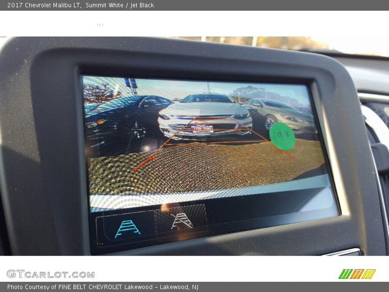 Summit White / Jet Black 2017 Chevrolet Malibu LT