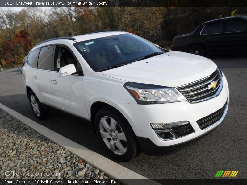 Summit White / Ebony 2017 Chevrolet Traverse LT AWD