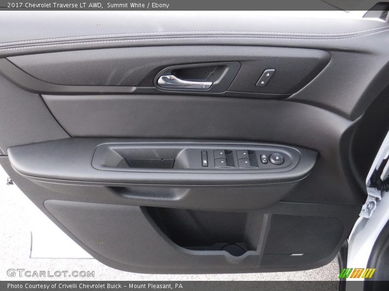 Summit White / Ebony 2017 Chevrolet Traverse LT AWD