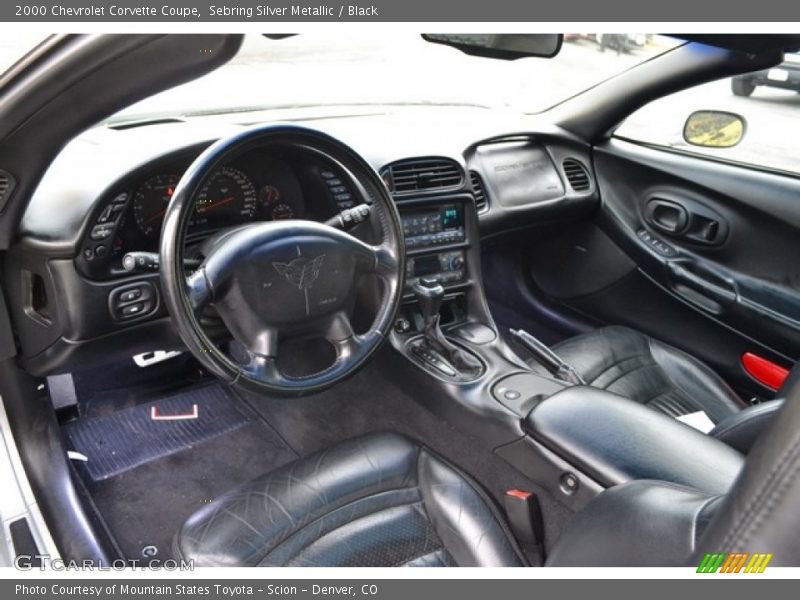 Sebring Silver Metallic / Black 2000 Chevrolet Corvette Coupe