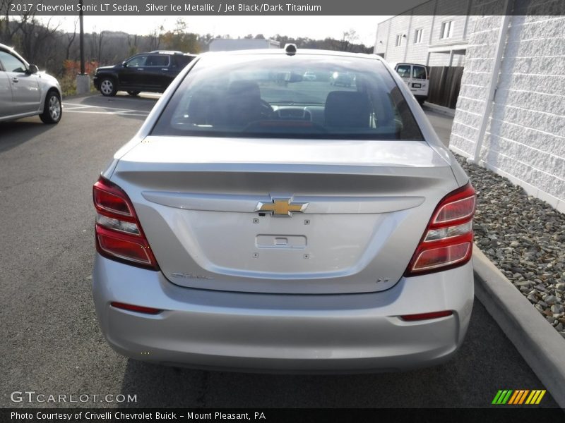 Silver Ice Metallic / Jet Black/Dark Titanium 2017 Chevrolet Sonic LT Sedan
