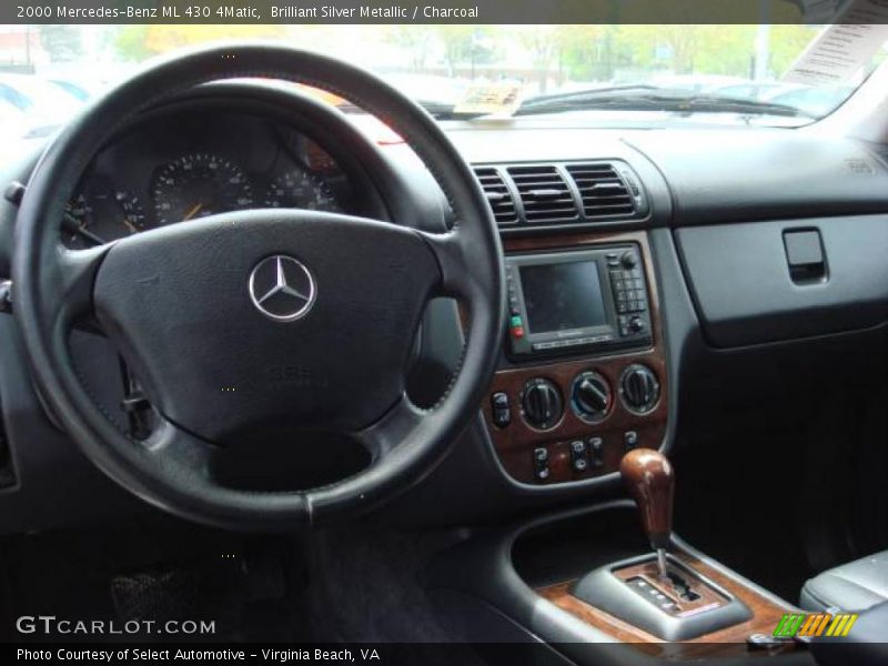 Brilliant Silver Metallic / Charcoal 2000 Mercedes-Benz ML 430 4Matic