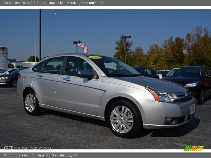 Ingot Silver Metallic / Medium Stone 2010 Ford Focus SEL Sedan