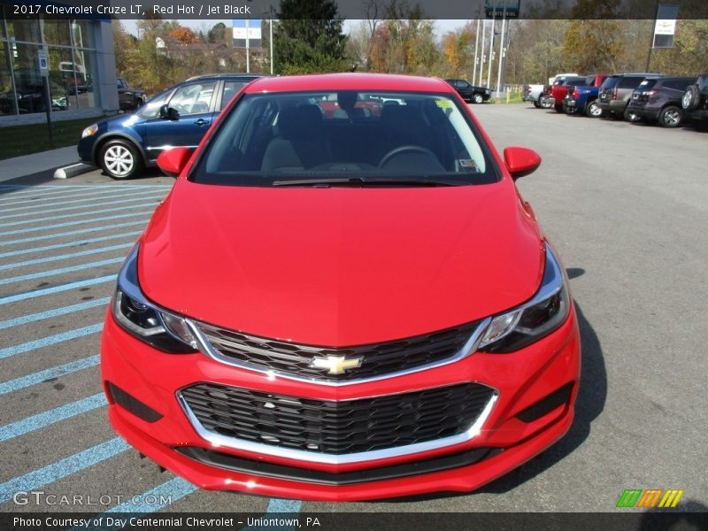 Red Hot / Jet Black 2017 Chevrolet Cruze LT