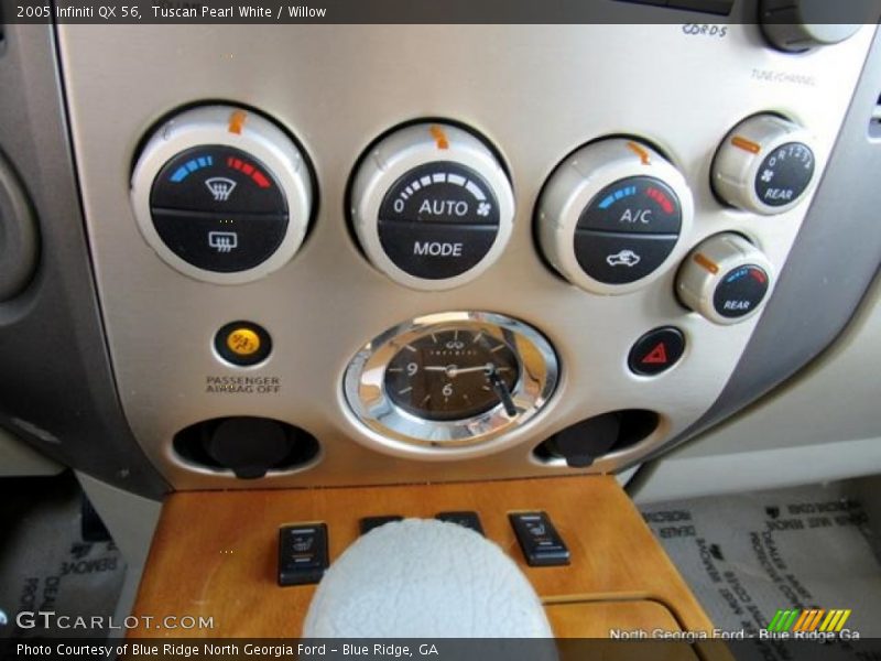 Tuscan Pearl White / Willow 2005 Infiniti QX 56