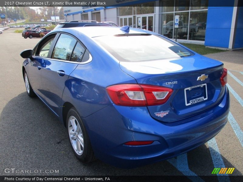 Kinetic Blue Metallic / Jet Black 2017 Chevrolet Cruze LT