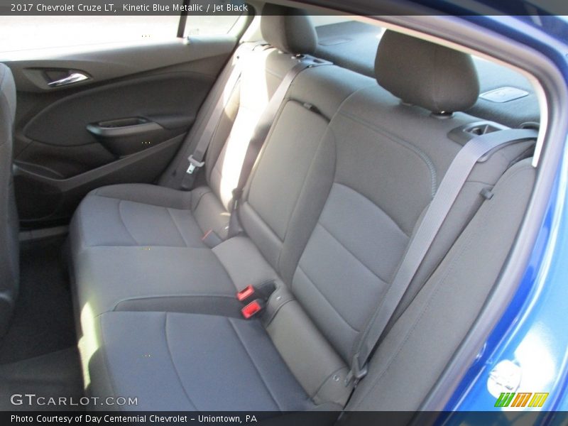 Kinetic Blue Metallic / Jet Black 2017 Chevrolet Cruze LT