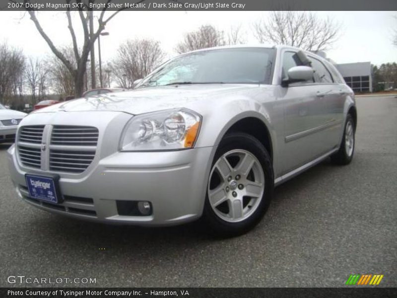 Bright Silver Metallic / Dark Slate Gray/Light Slate Gray 2007 Dodge Magnum SXT