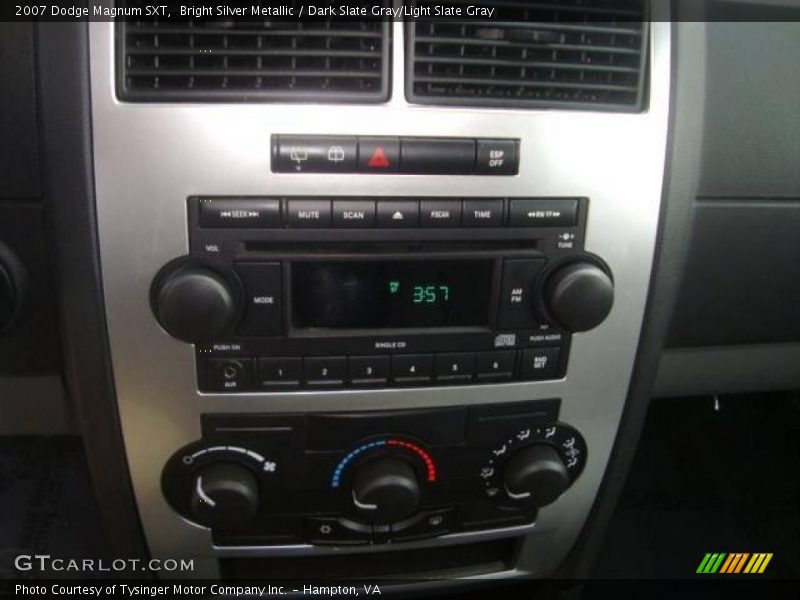Bright Silver Metallic / Dark Slate Gray/Light Slate Gray 2007 Dodge Magnum SXT