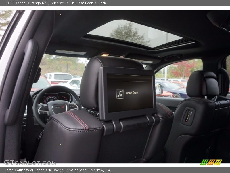 Vice White Tri-Coat Pearl / Black 2017 Dodge Durango R/T