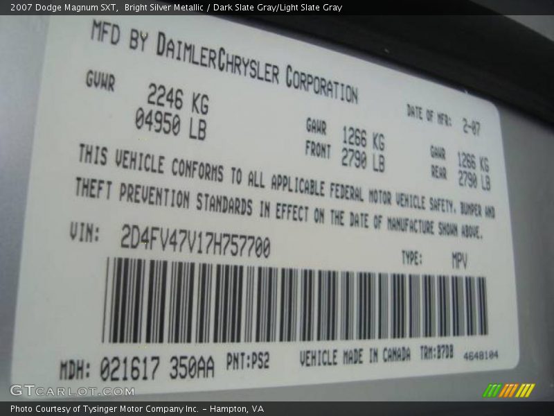 Bright Silver Metallic / Dark Slate Gray/Light Slate Gray 2007 Dodge Magnum SXT