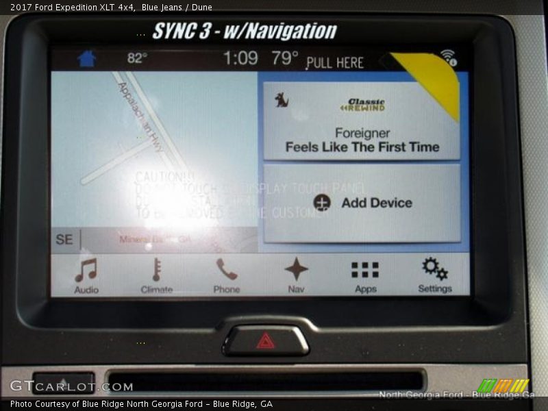 Blue Jeans / Dune 2017 Ford Expedition XLT 4x4