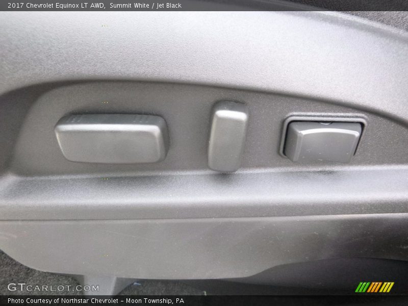 Summit White / Jet Black 2017 Chevrolet Equinox LT AWD
