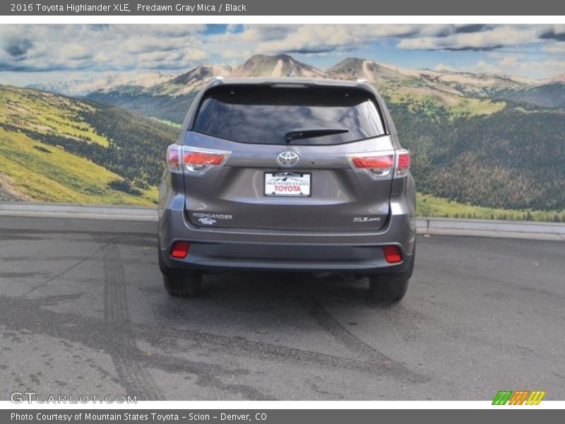 Predawn Gray Mica / Black 2016 Toyota Highlander XLE