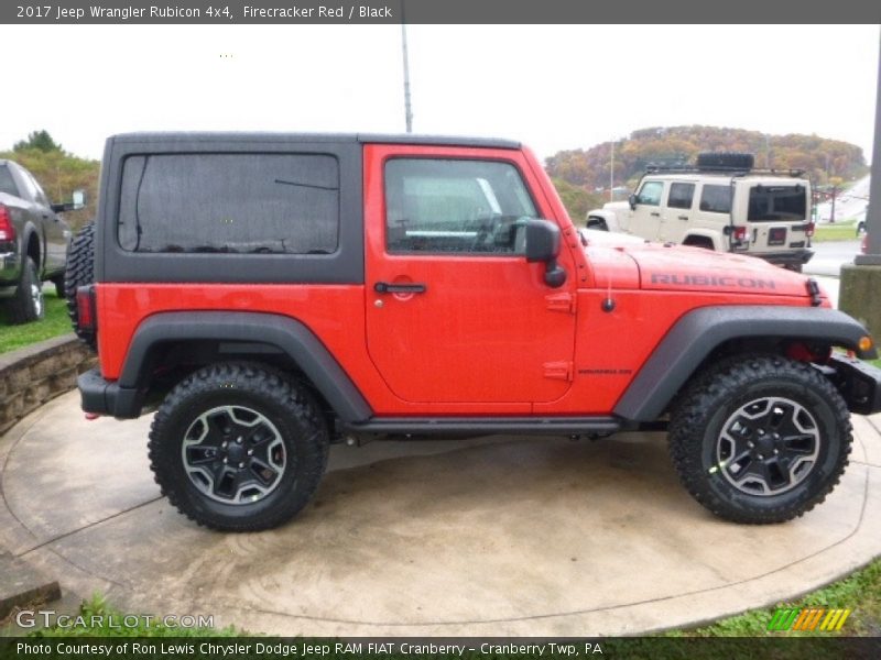 Firecracker Red / Black 2017 Jeep Wrangler Rubicon 4x4
