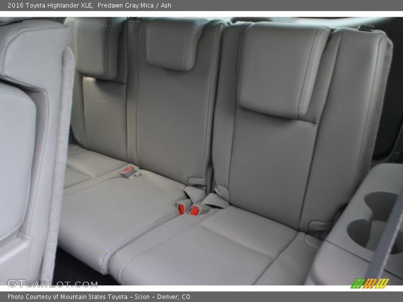 Predawn Gray Mica / Ash 2016 Toyota Highlander XLE