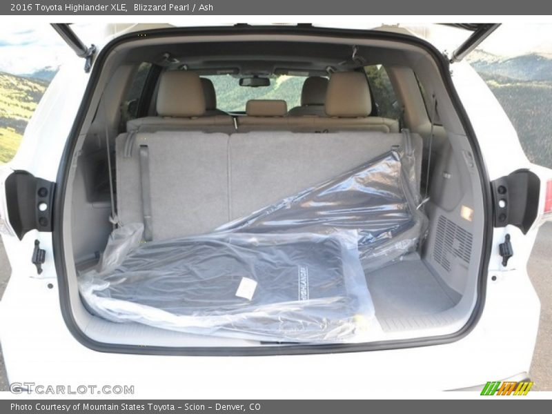 Blizzard Pearl / Ash 2016 Toyota Highlander XLE