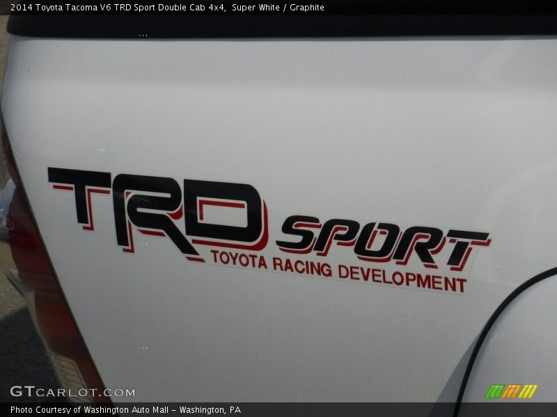 Super White / Graphite 2014 Toyota Tacoma V6 TRD Sport Double Cab 4x4