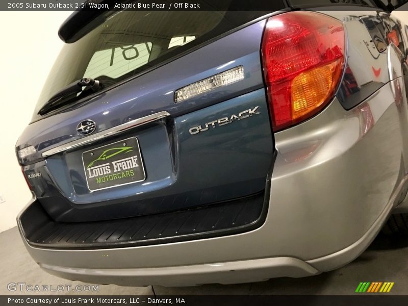 Atlantic Blue Pearl / Off Black 2005 Subaru Outback 2.5i Wagon
