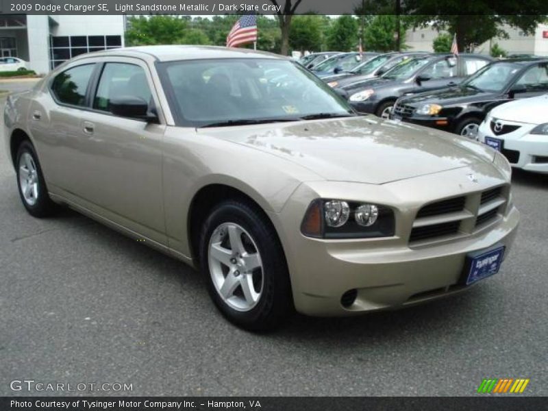 Light Sandstone Metallic / Dark Slate Gray 2009 Dodge Charger SE