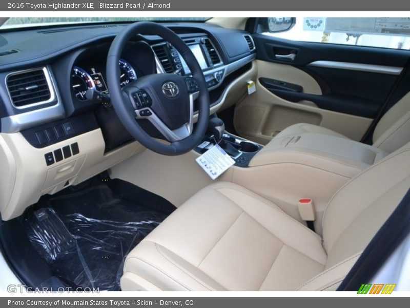 Blizzard Pearl / Almond 2016 Toyota Highlander XLE