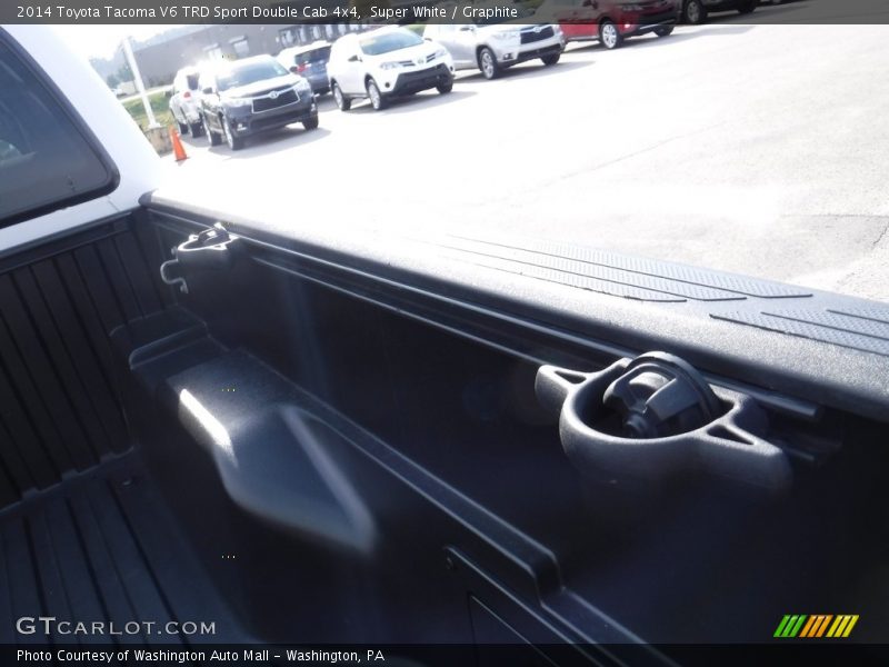 Super White / Graphite 2014 Toyota Tacoma V6 TRD Sport Double Cab 4x4