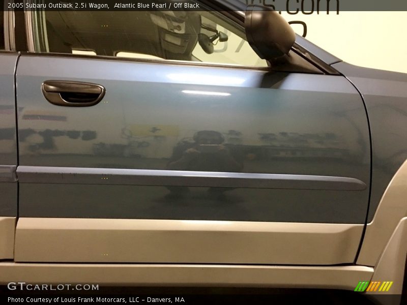 Atlantic Blue Pearl / Off Black 2005 Subaru Outback 2.5i Wagon
