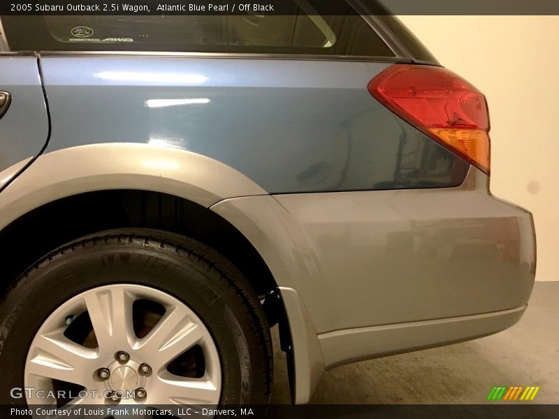 Atlantic Blue Pearl / Off Black 2005 Subaru Outback 2.5i Wagon