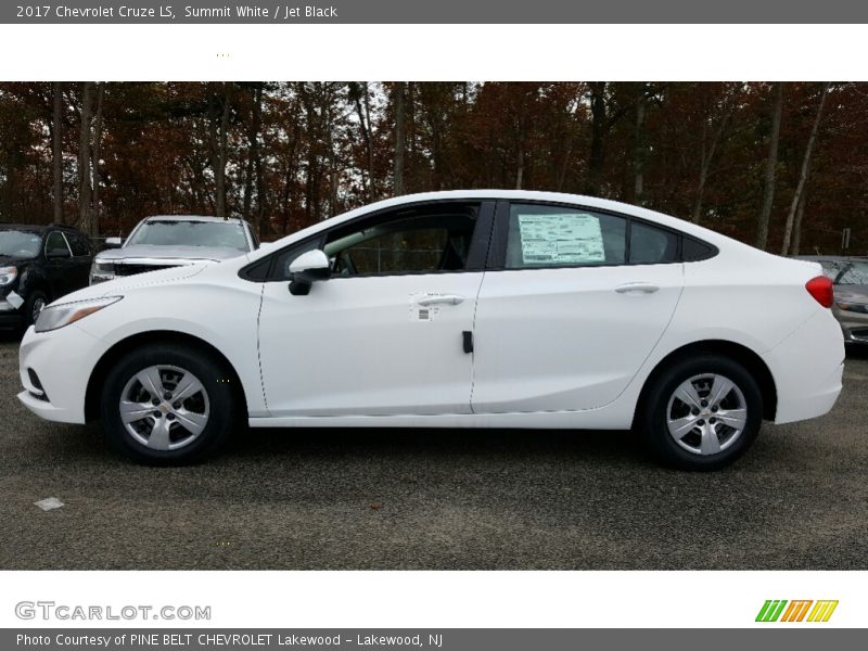 Summit White / Jet Black 2017 Chevrolet Cruze LS
