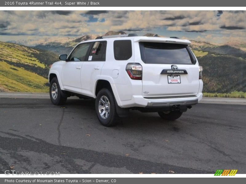 Super White / Black 2016 Toyota 4Runner Trail 4x4