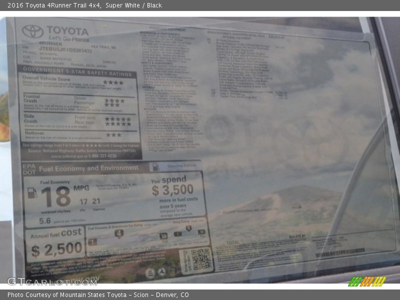 Super White / Black 2016 Toyota 4Runner Trail 4x4