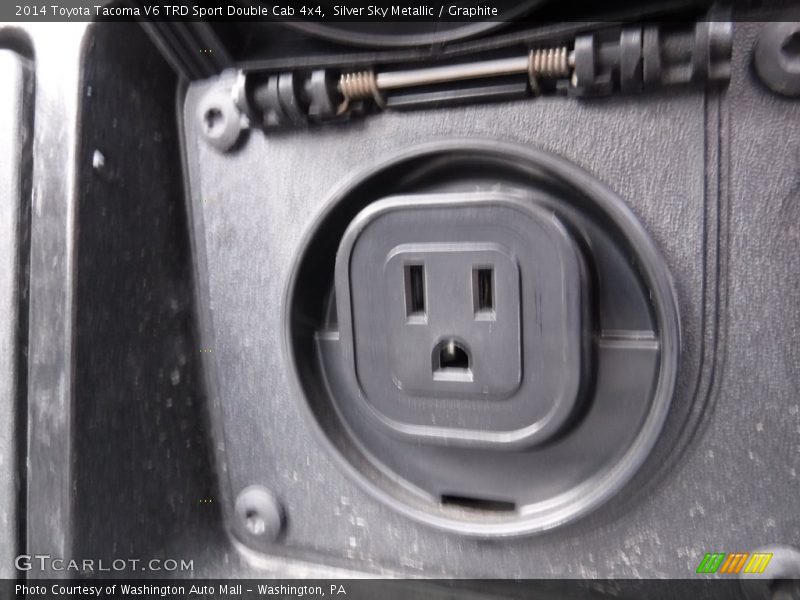 Silver Sky Metallic / Graphite 2014 Toyota Tacoma V6 TRD Sport Double Cab 4x4
