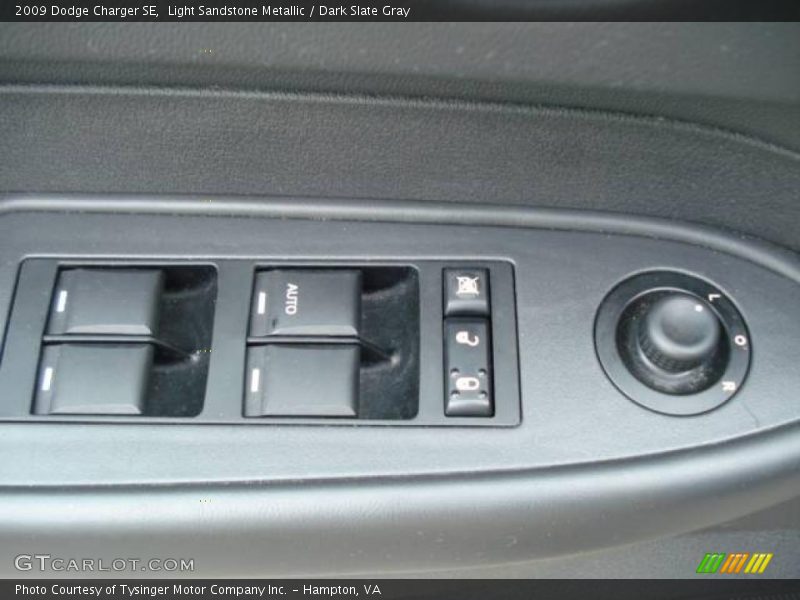 Light Sandstone Metallic / Dark Slate Gray 2009 Dodge Charger SE