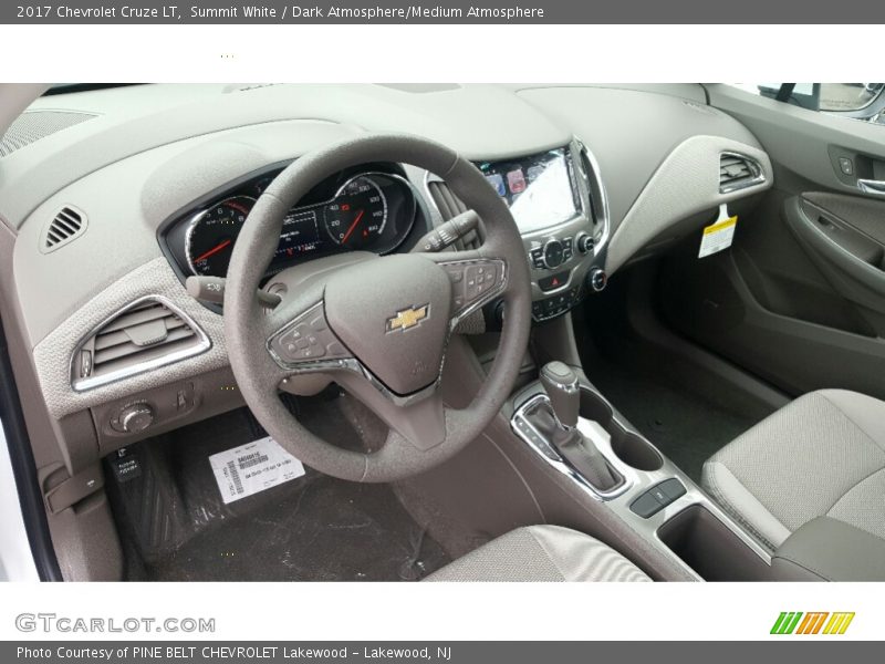 Summit White / Dark Atmosphere/Medium Atmosphere 2017 Chevrolet Cruze LT