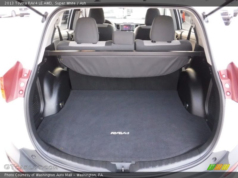 Super White / Ash 2013 Toyota RAV4 LE AWD