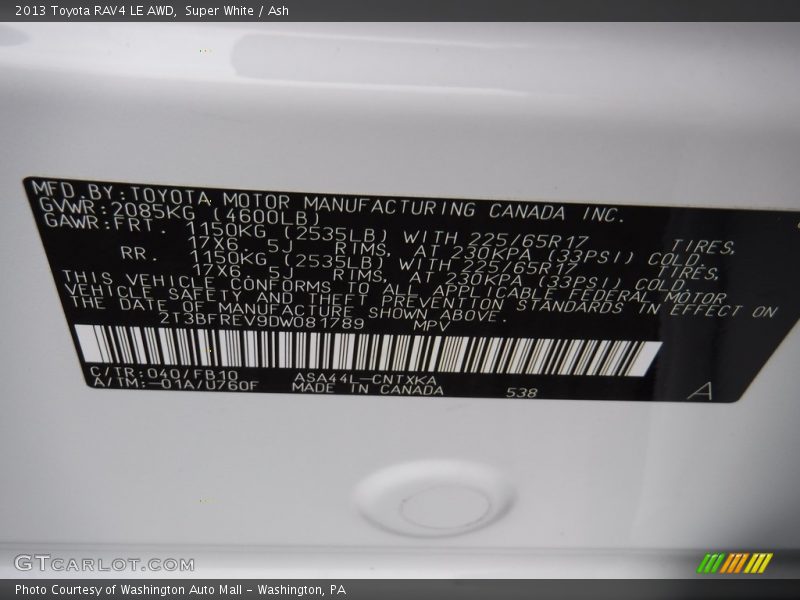 Super White / Ash 2013 Toyota RAV4 LE AWD