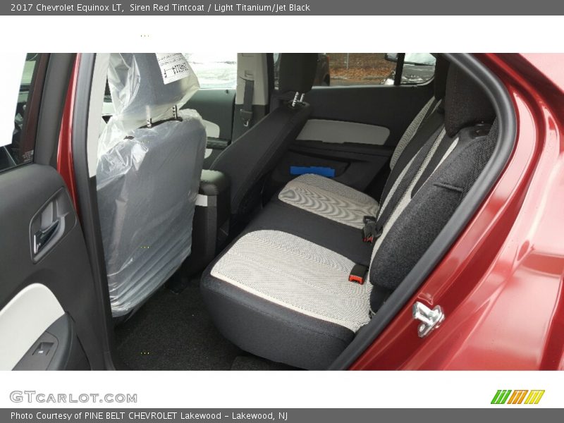 Siren Red Tintcoat / Light Titanium/Jet Black 2017 Chevrolet Equinox LT