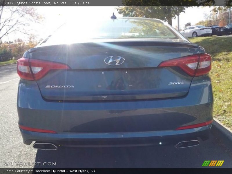 Nouveau Blue / Beige 2017 Hyundai Sonata Sport