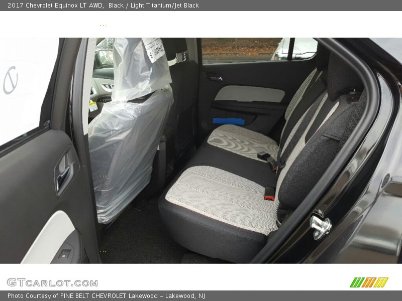 Black / Light Titanium/Jet Black 2017 Chevrolet Equinox LT AWD