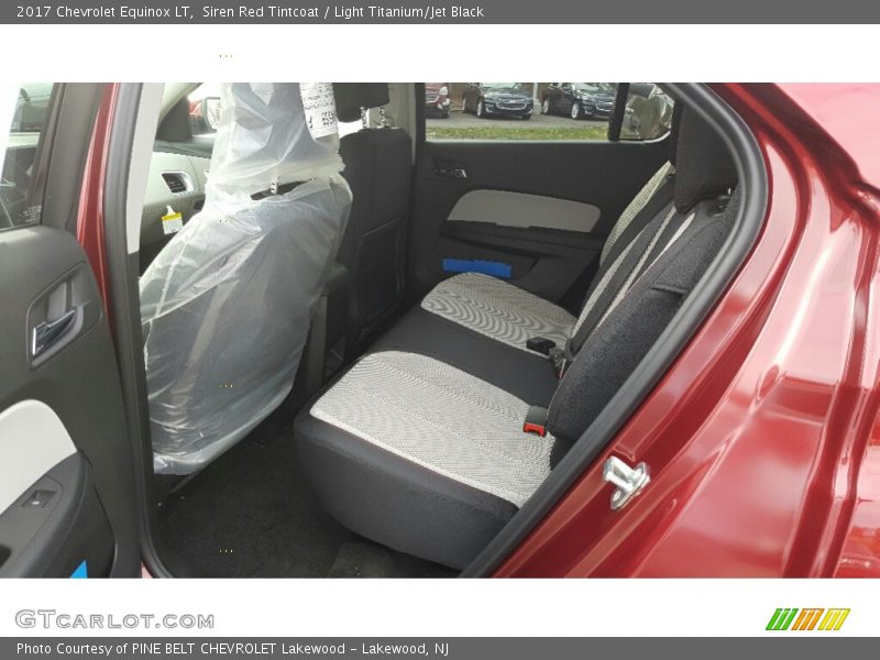 Siren Red Tintcoat / Light Titanium/Jet Black 2017 Chevrolet Equinox LT