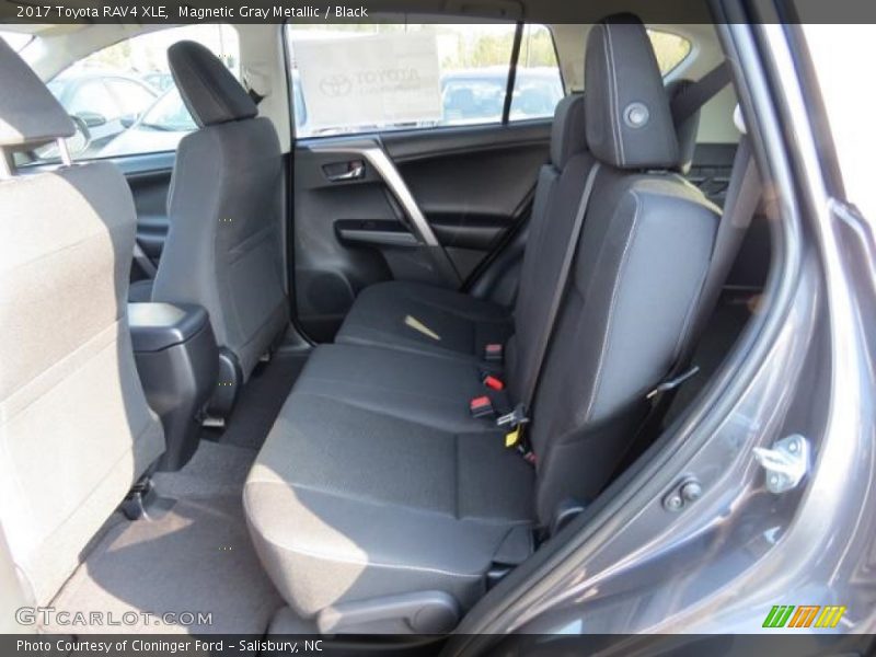 Magnetic Gray Metallic / Black 2017 Toyota RAV4 XLE