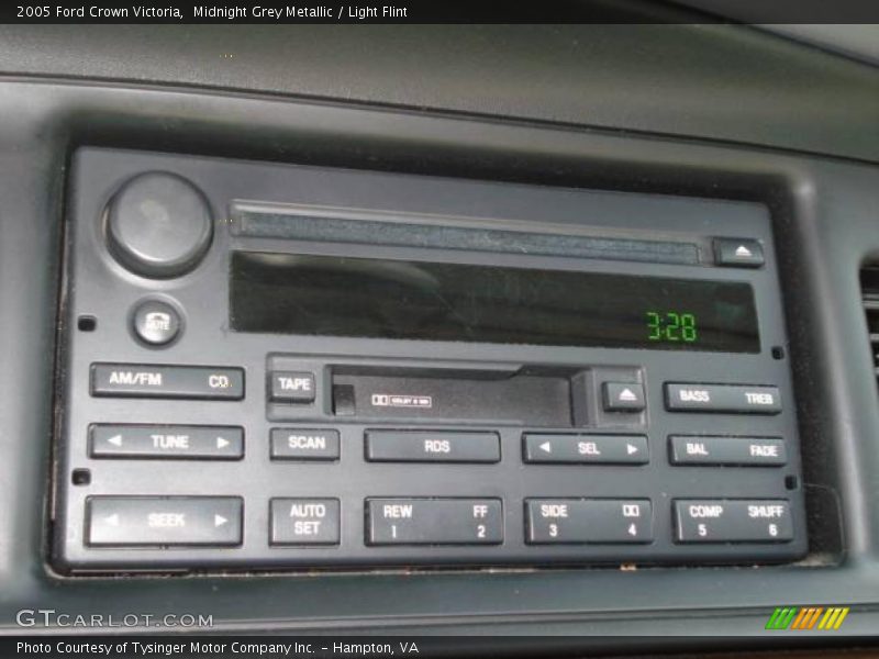 Midnight Grey Metallic / Light Flint 2005 Ford Crown Victoria