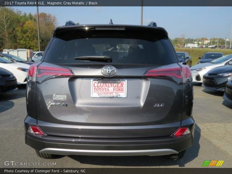 Magnetic Gray Metallic / Black 2017 Toyota RAV4 XLE